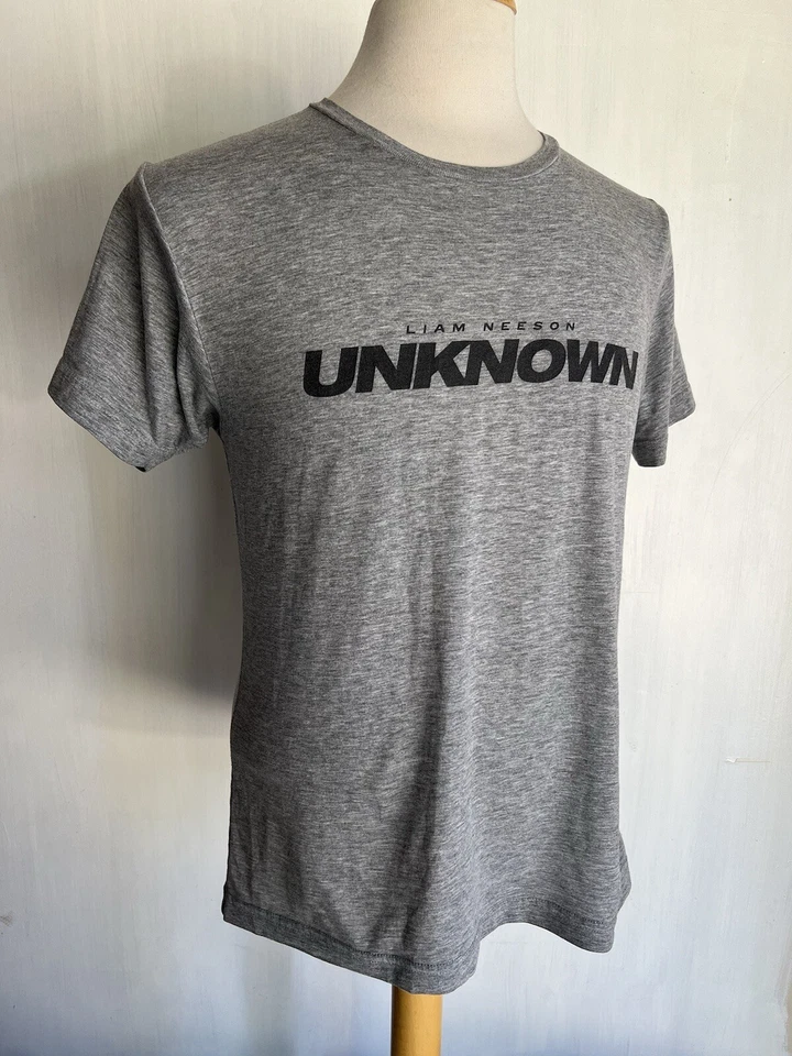 UNKNOWN (2011) Official LIAM NEESON Warner Bros. Movie Promo T-Shirt Size M/L - Image 2 of 4