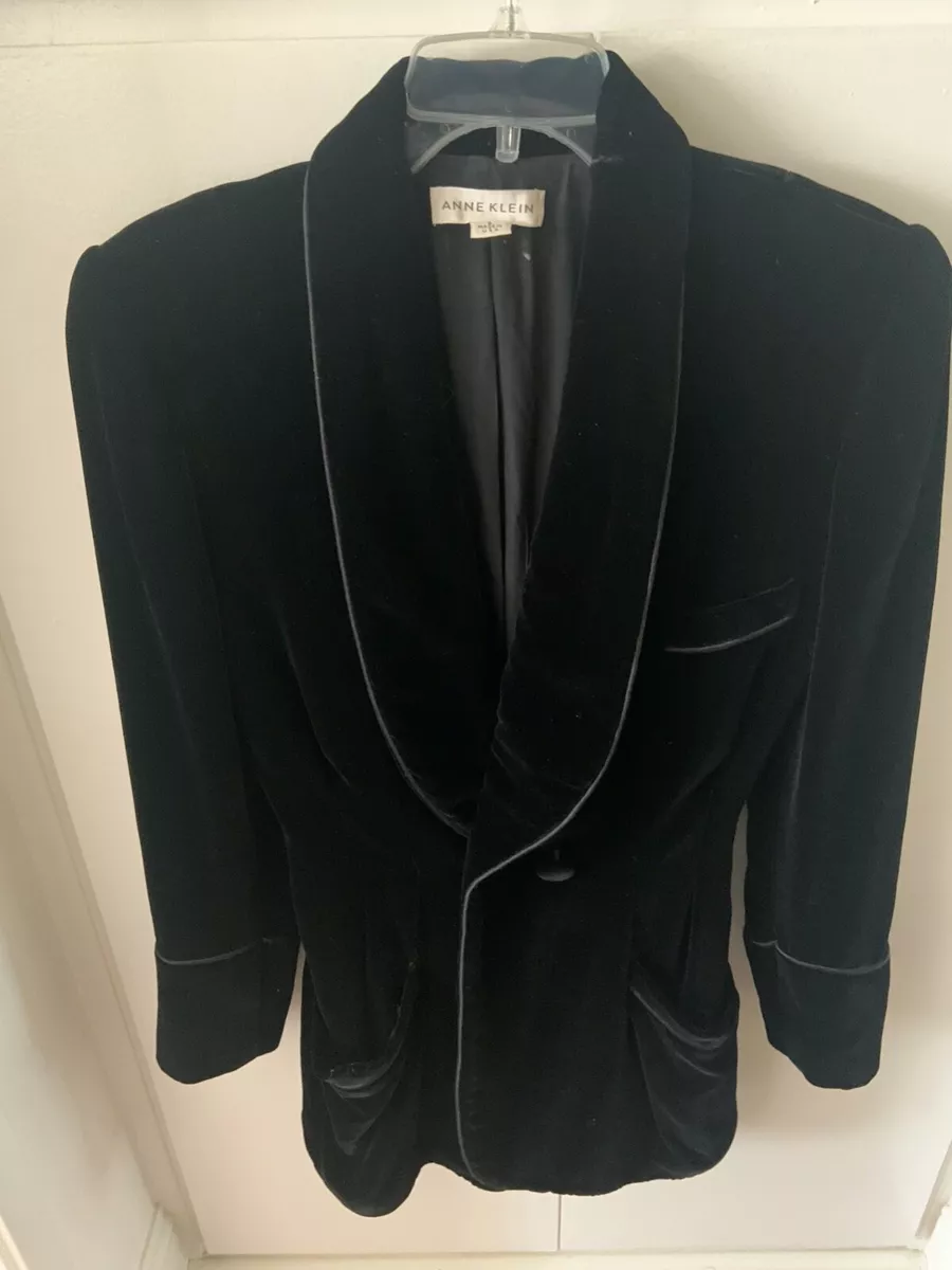 Anne Klein Women’s Black Velvet Satin Trim, Pockets, Wide Collar Jacket  Size 8