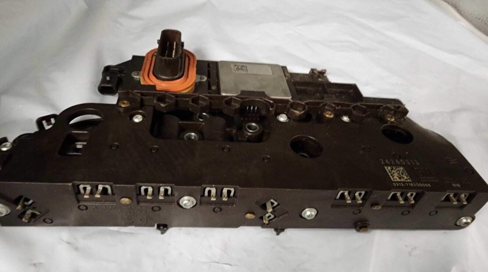 .For GM 6T70 6T75, trans VALVE BODY Assembly W/TCM & Solenoids cast