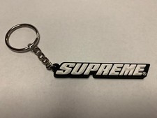 BLACK BEVEL LOGO BOX Brand New Supreme Keychain S/S 2018