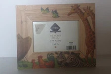 Noah's Ark Picture Frame – 5x3.5" Beacon Hill Wood Frame w/ Animals, Hand-Finish