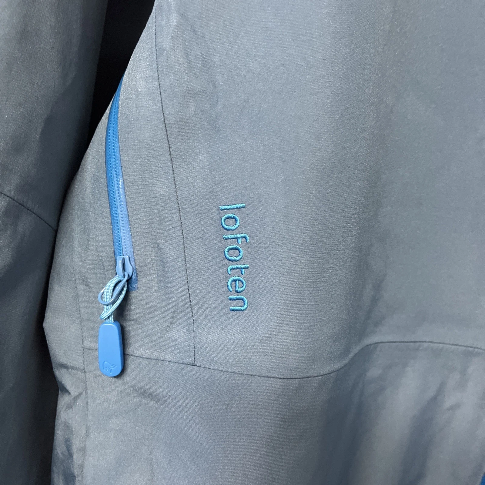 Norrona Mens Lofoten Gore-Tex Jacket Medium Dark Blue NWT - product detail image 3