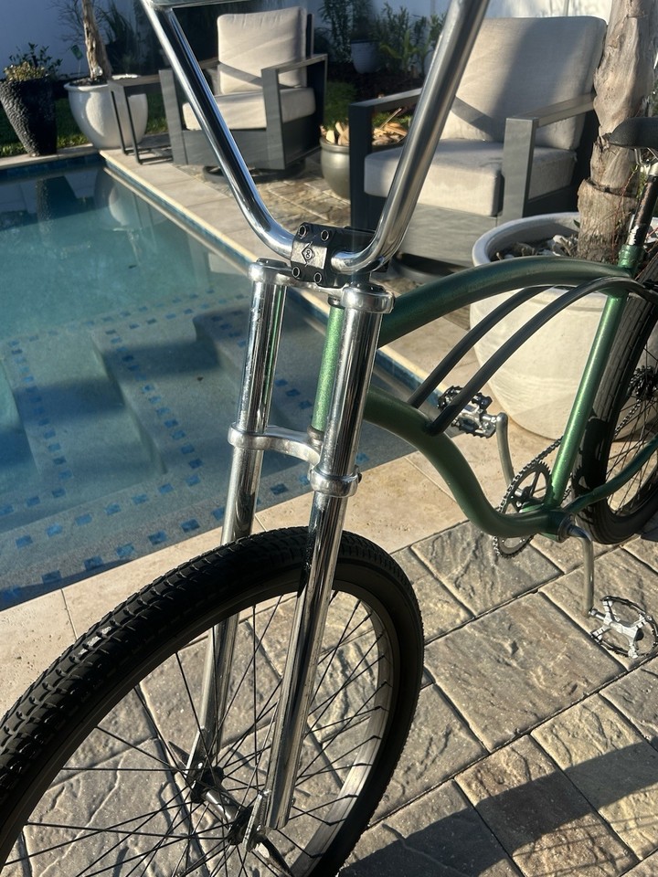 Custom 26