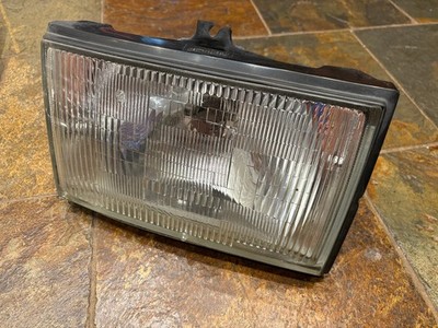 1991-1997 ISUZU TROOPER Acura SLX Right Passenger Headlight OEM
