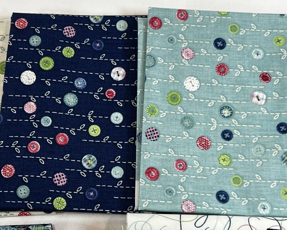 Tela de algodón Wilmington SEW LITTLE TIME de Danielle Leone - 13 cuartos de grasa Foto 3 de 4