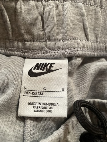 Nike Grey Drawstring Tapered Tracksuit Bottoms Uk Boy's Size L W26 L24 ZZ769 - Picture 2 of 2