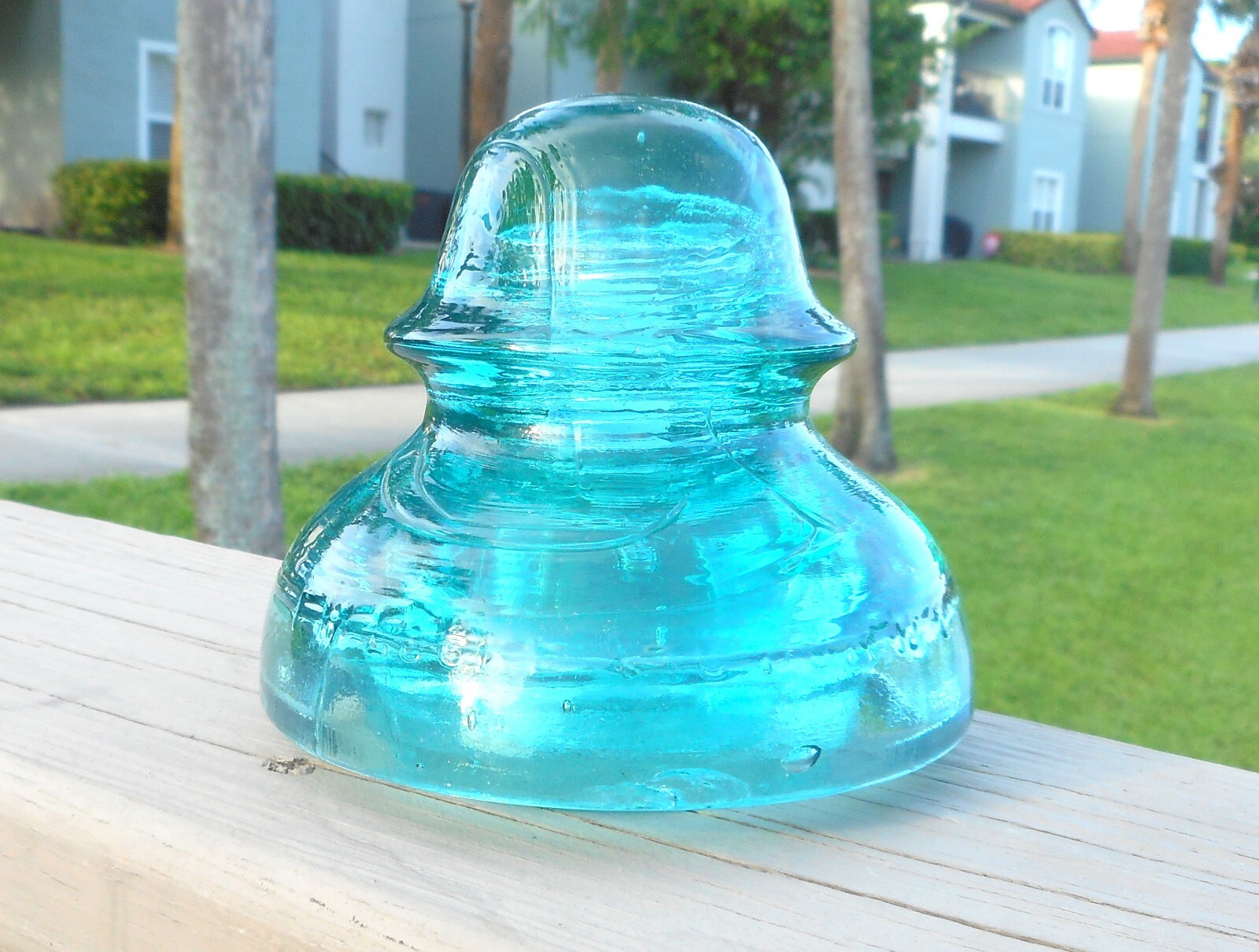 NICE LIGHT AQUA CD 287 LOCKE GLASS INSULATOR (Y) eNotary