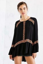 Urban Outfitters Ecote Namirah Patterned Tunic Top S 6 Women's Casual NEW 41469