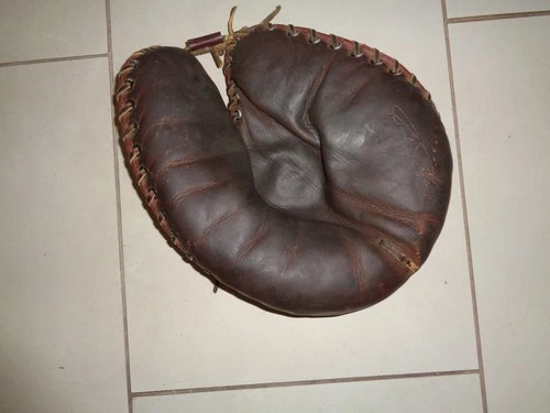 Vintage Wilson Paul Richards Catchers Mitt Baseball Glove Snap Action RH USA