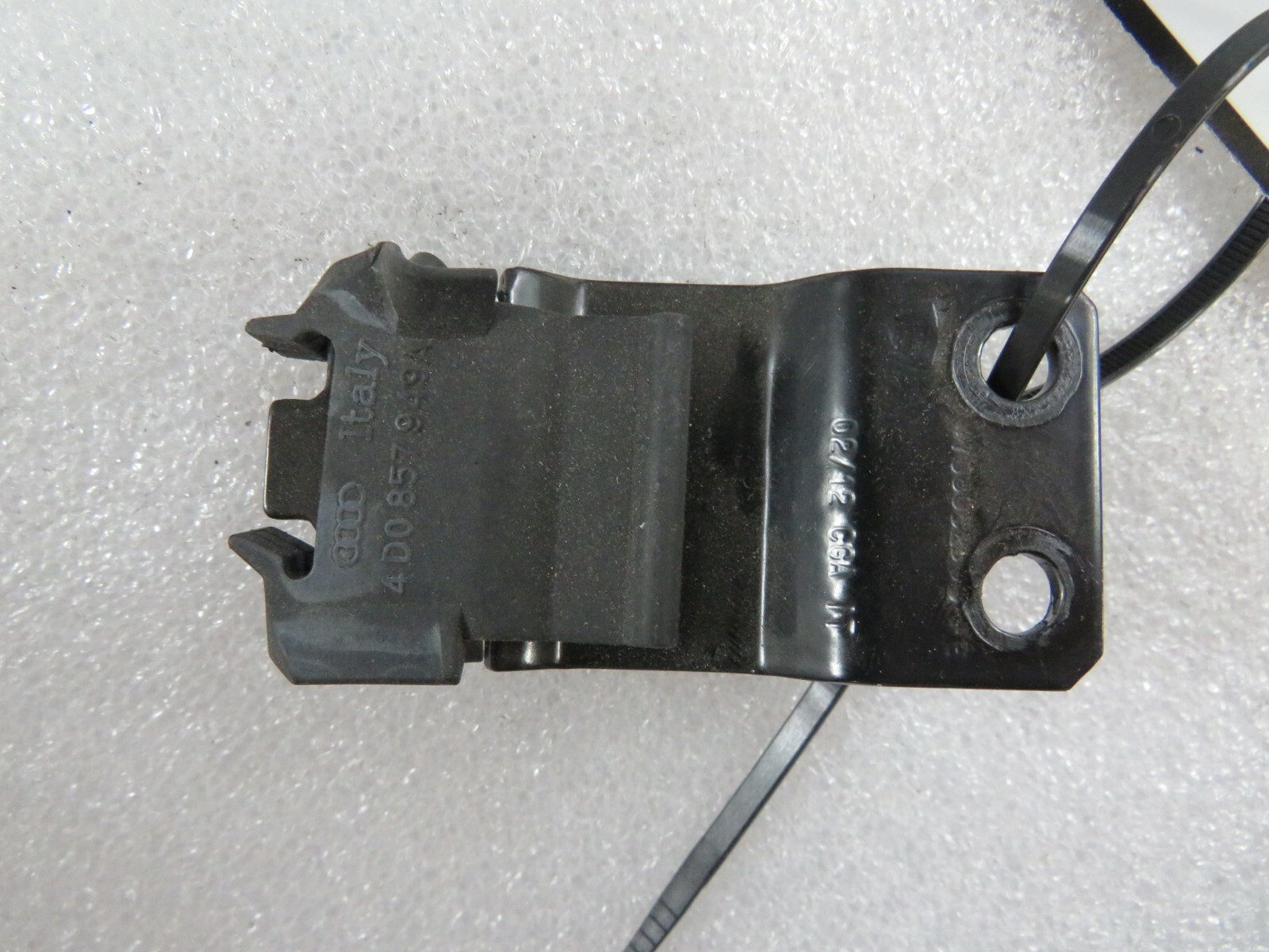Lamborghini Aventador LP700, Dash Board Center Bracket, Used, P/N 470805259B