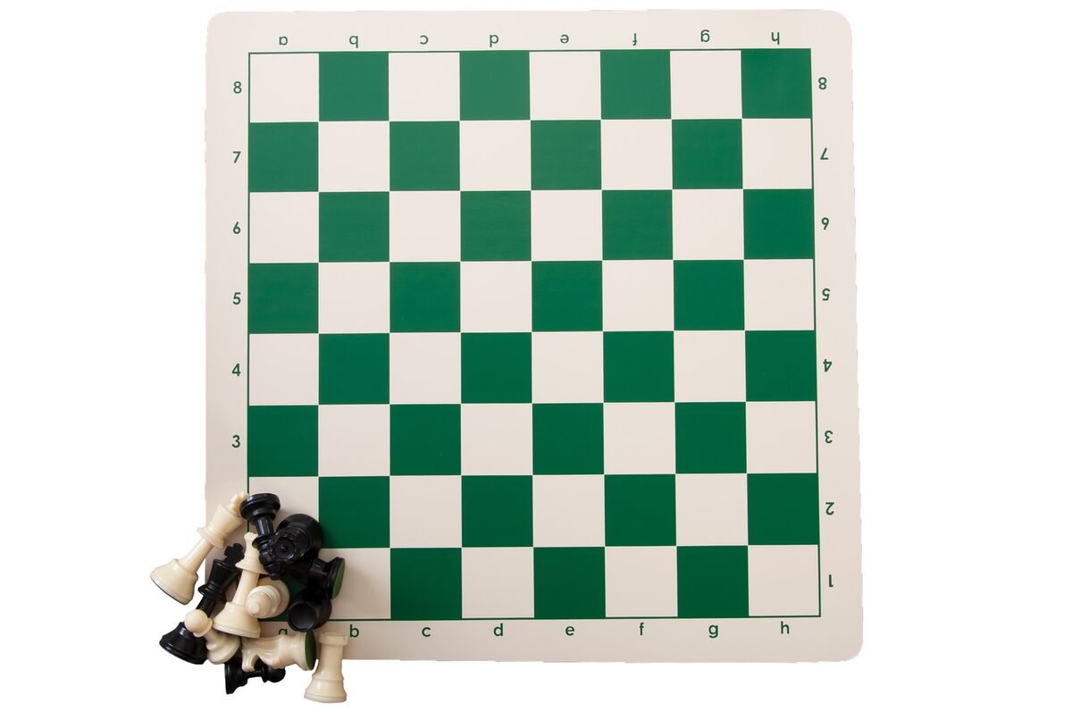 Analysis Chess Set & Board Combination