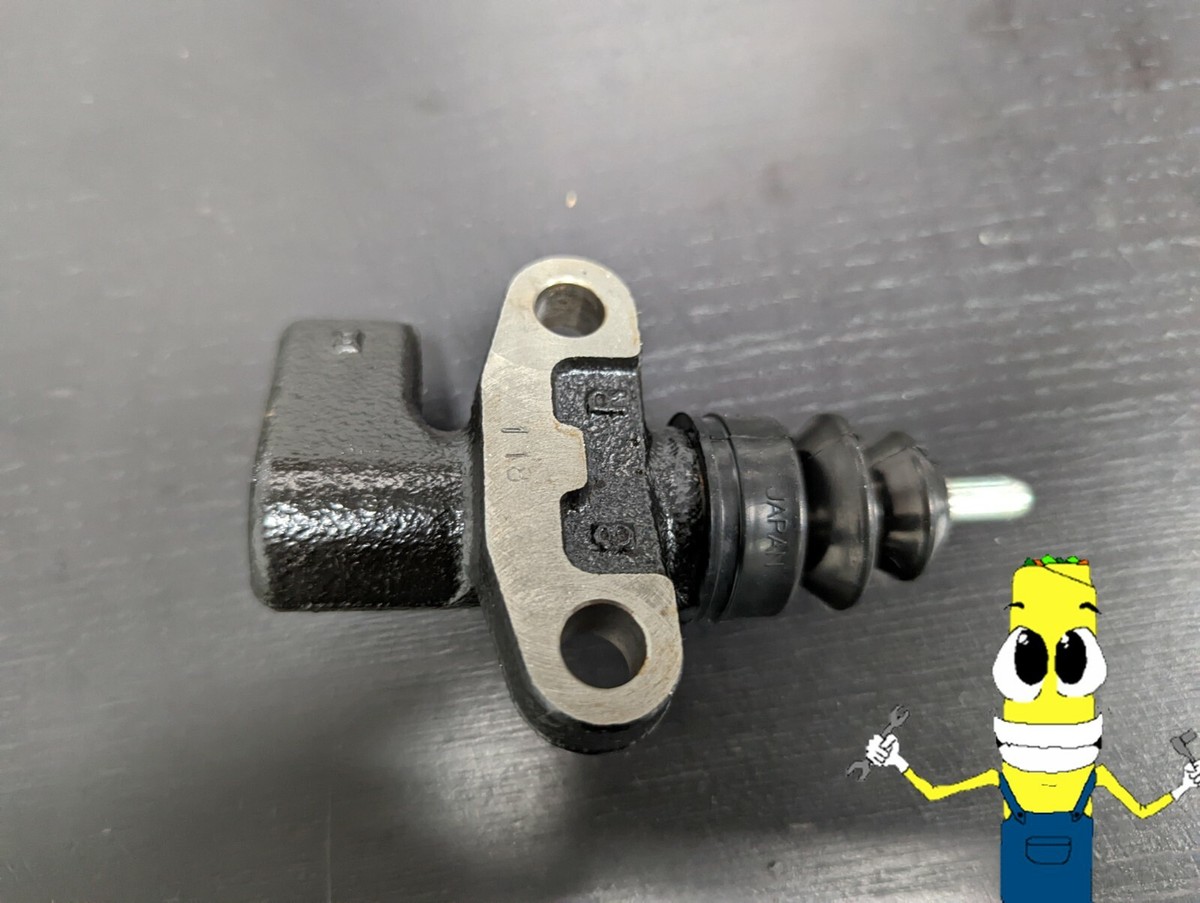 Nabco Clutch Slave Cylinder for Nissan Datsun 240z 260z 280z