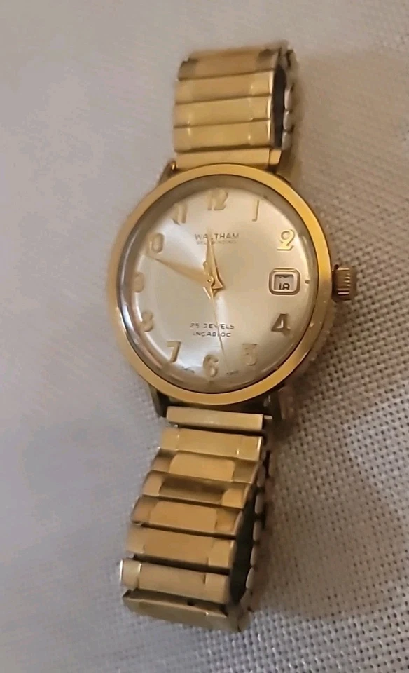 Vintage  Mechanical Automatic 25 Jewels  Swiss-Made Watch CDN Free Ship - Image 3 of 4