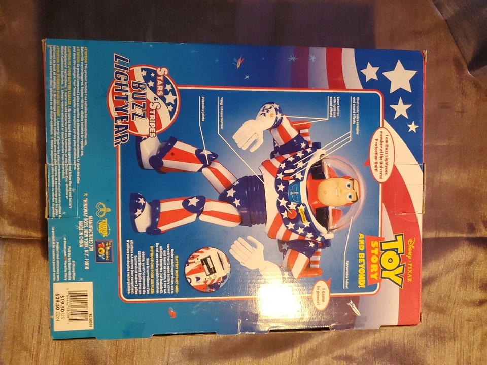 Figura parlante Disney Pixar Toy Story Stars & Stripes Buzz Lightyear ¡NUEVA EN CAJA FUNCIONA! Foto 4 de 4