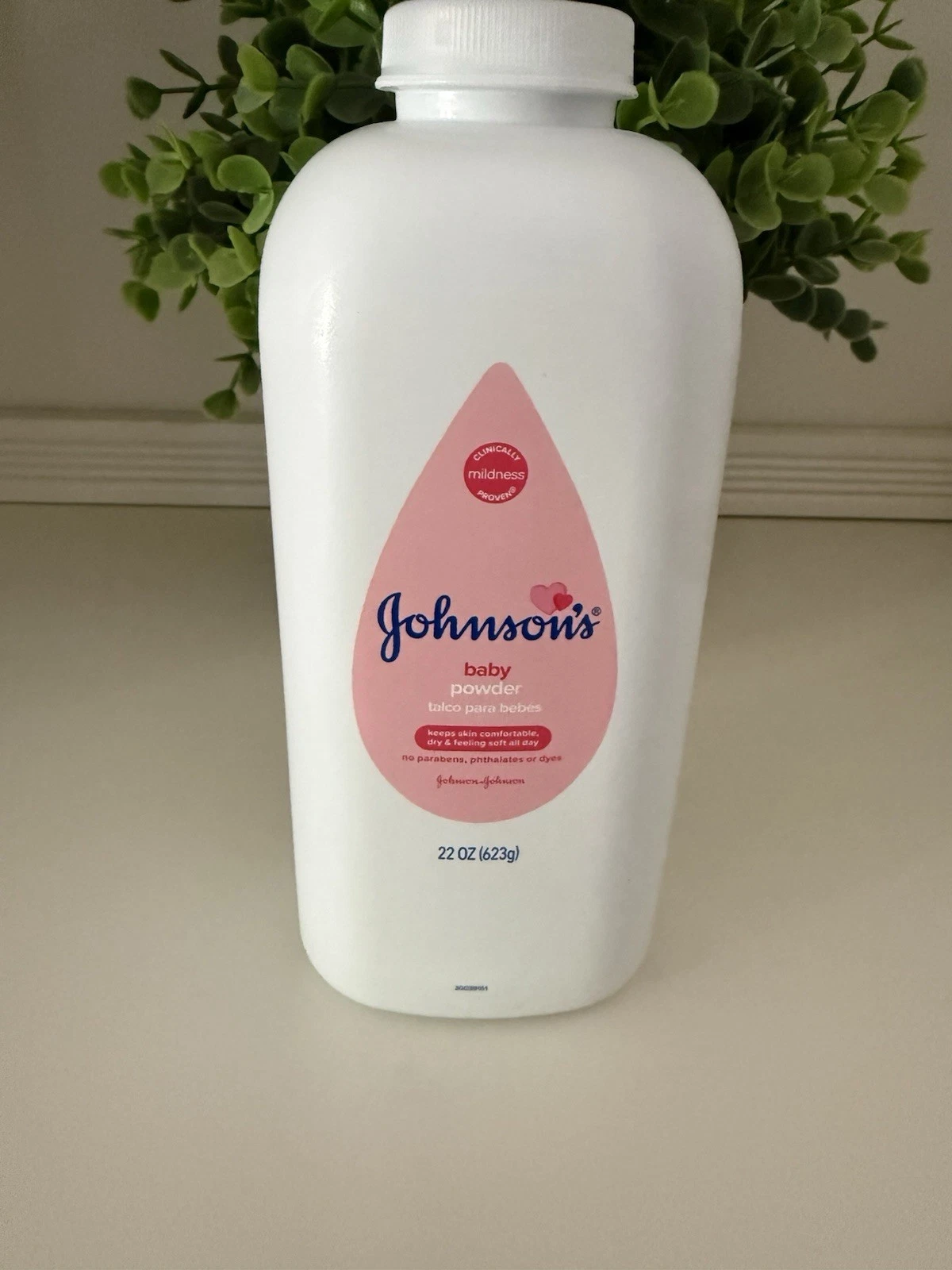 Johnson's Baby Powder W/ Talc New 22oz (623g) Collectible Not sealed