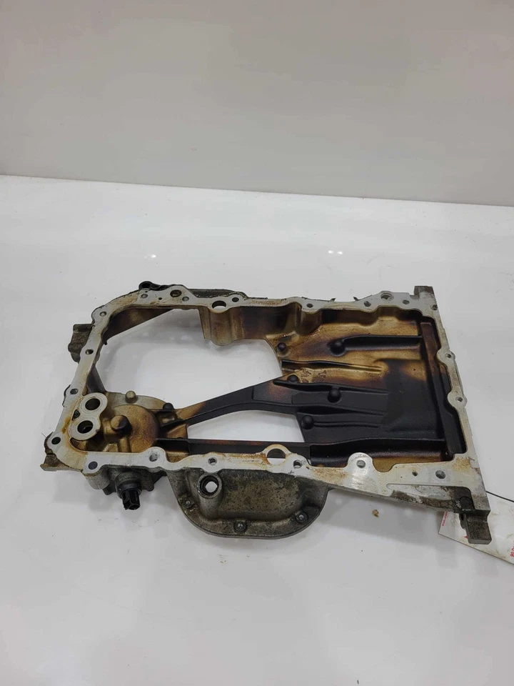 Cacerola de aceite superior del motor Toyota 3,5 L 2GRFE Sienna RX Avalon Venza OEM 121010P040 Foto 3 de 4