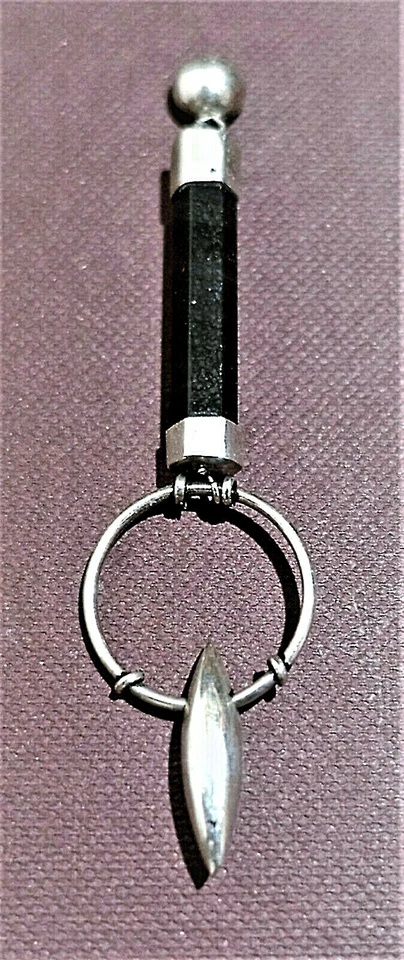 Einzelner Ohrstecker, 925er Silber mit Rauchquarz, Länge 8,5 cm, Breite 2,2 cm. - Bild 1 von 1