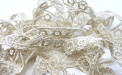 Venice Lace Natural floral cross looped edge  6/8'' 3yd  lingerie, smocking VTG