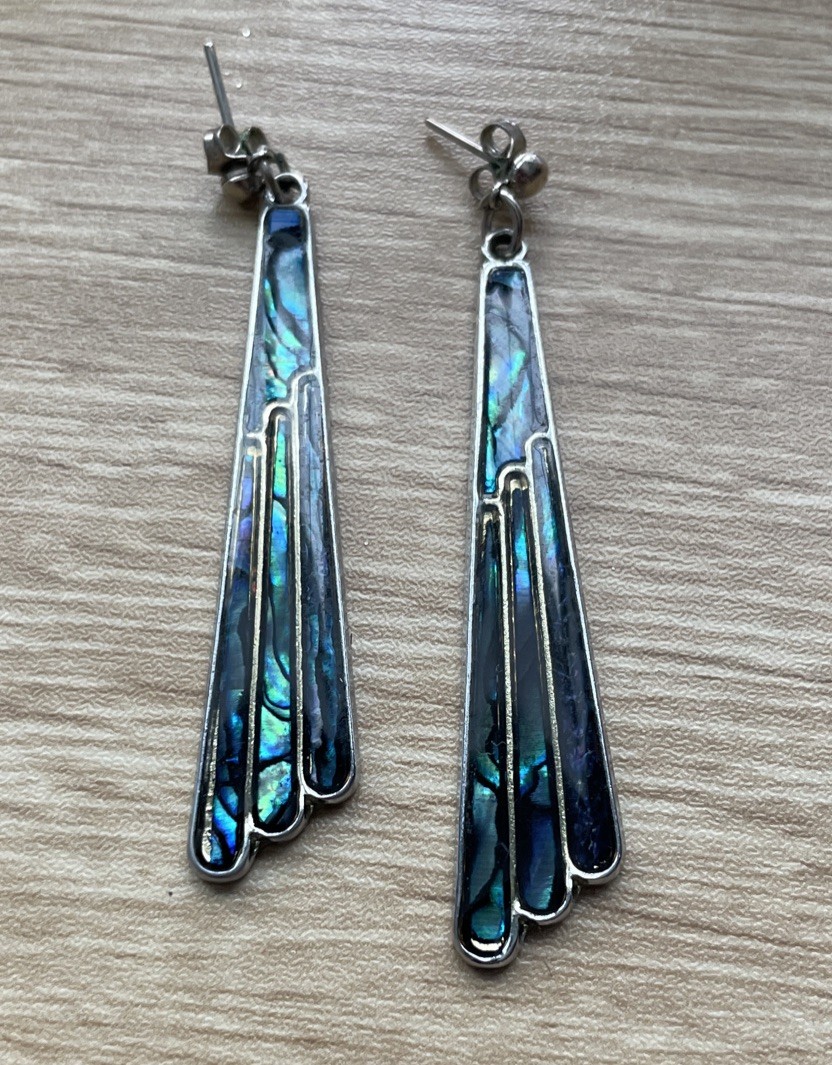 Gorgeous Abalone shell dangle earrings triangle s… - image 2