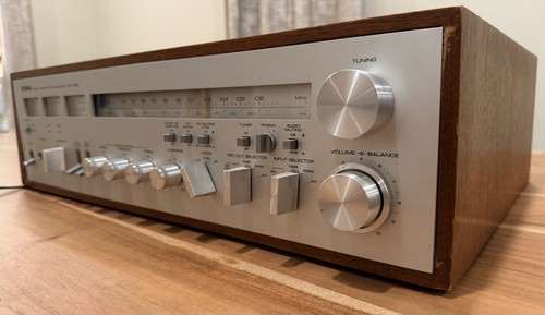 Yamaha CR-1020 Natural Sound Stereo Receiver Vintage 1977 70W Not Fully Tested