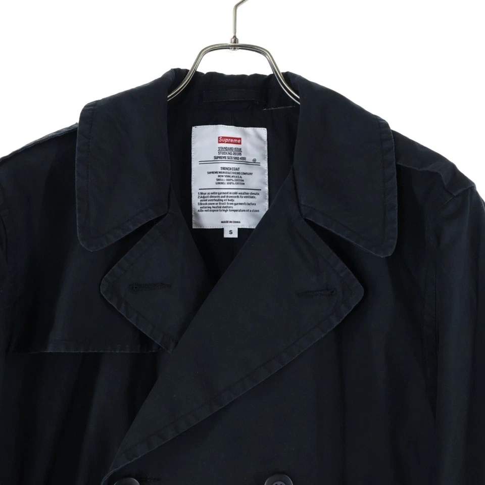 Gabardina larga negra SUPREME 20SS usada c20bafbeed31a7f7989864079f71d05e Foto 3 de 4