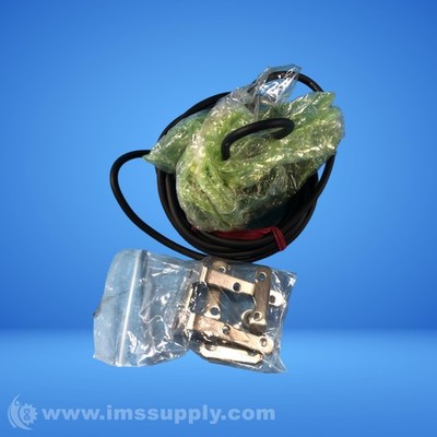 Keyence AP-32A Two-Colour Digital Display Pressure Sensor 8270