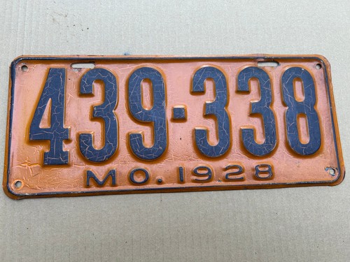 1928 Missouri License Plate - Classic Car Year - Show Me State - 439-338
