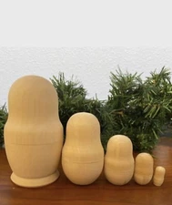 Russian Nesting Dolls Unpainted Set 5 Pieces 