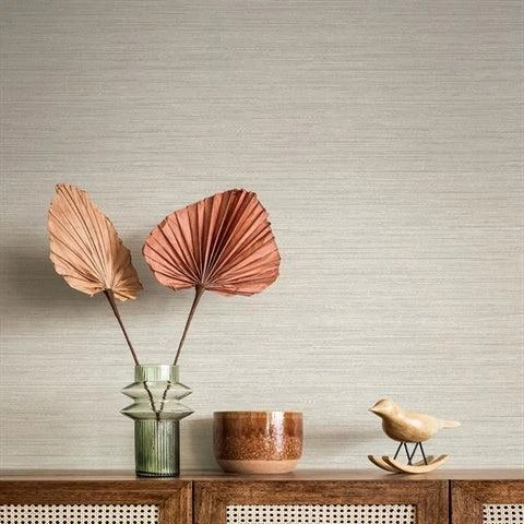 Papel tapiz blanco texturizado FAUX tela de hierba con detalles plateados, 56 pies cuadrados/perno Foto 4 de 4