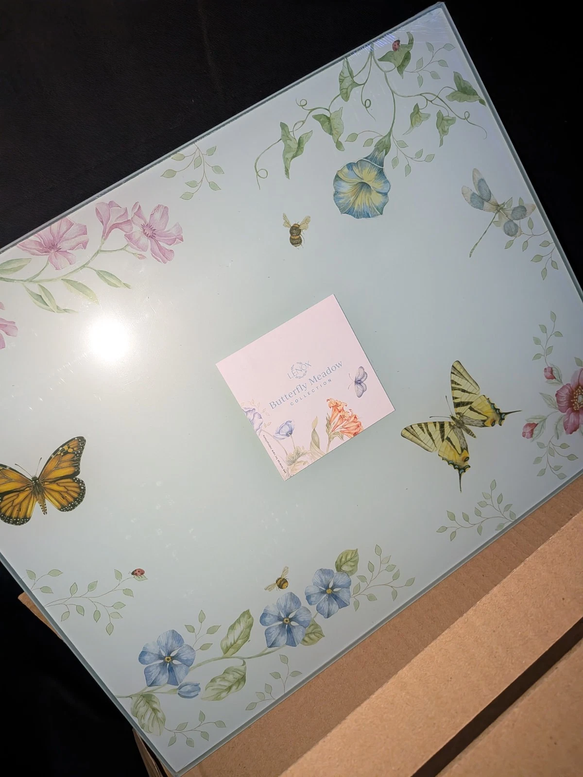 Lenox Butterfly Meadow Large Glass Cutting Board. 2.95lbs
Opens in a new window or tab