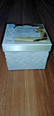 Geschenkkiste Aufbewahrung Box Deko Vintage Look weiß creme Frauen Handmade