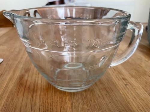 Pampered Chef 1 Qt 4 Cup 1 Litre Batter Bowl Measuring Jug Clear Glass D Handle - Picture 2 of 4