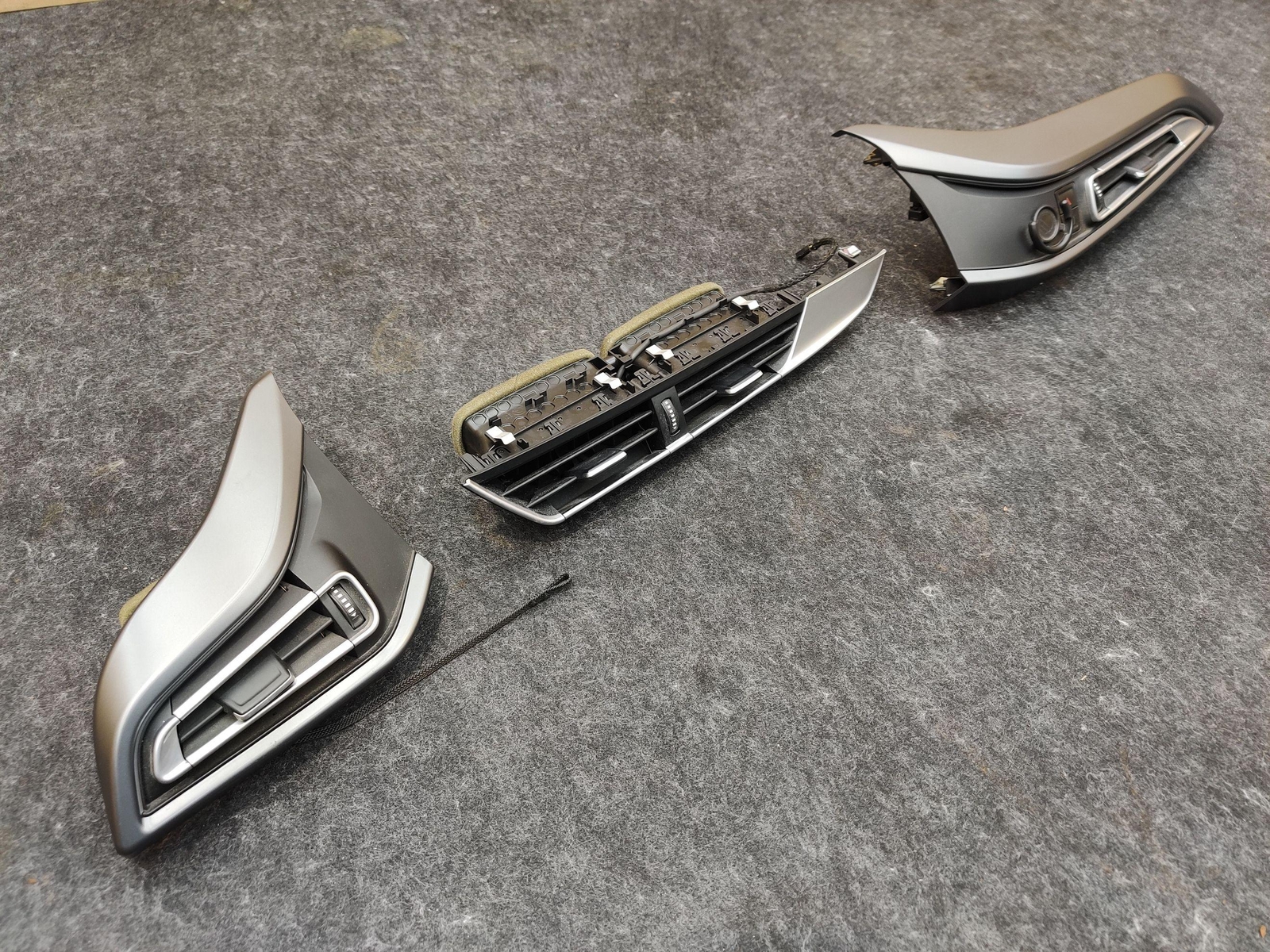 Set of 3 Dash Air Vent Grille Light Package S563A 64229319979 OEM BMW i8 2014-19
