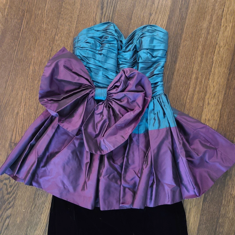 UNIQUE RARE Vintage Tomasz Starzewski Neiman Marcus Velvet Shiny Gown 80s XS - Image 4 of 4