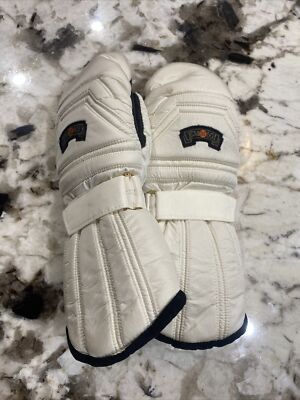 Rare Vintage Emmegi Ski Wear High Quality - Women s Mittens - White Size Small