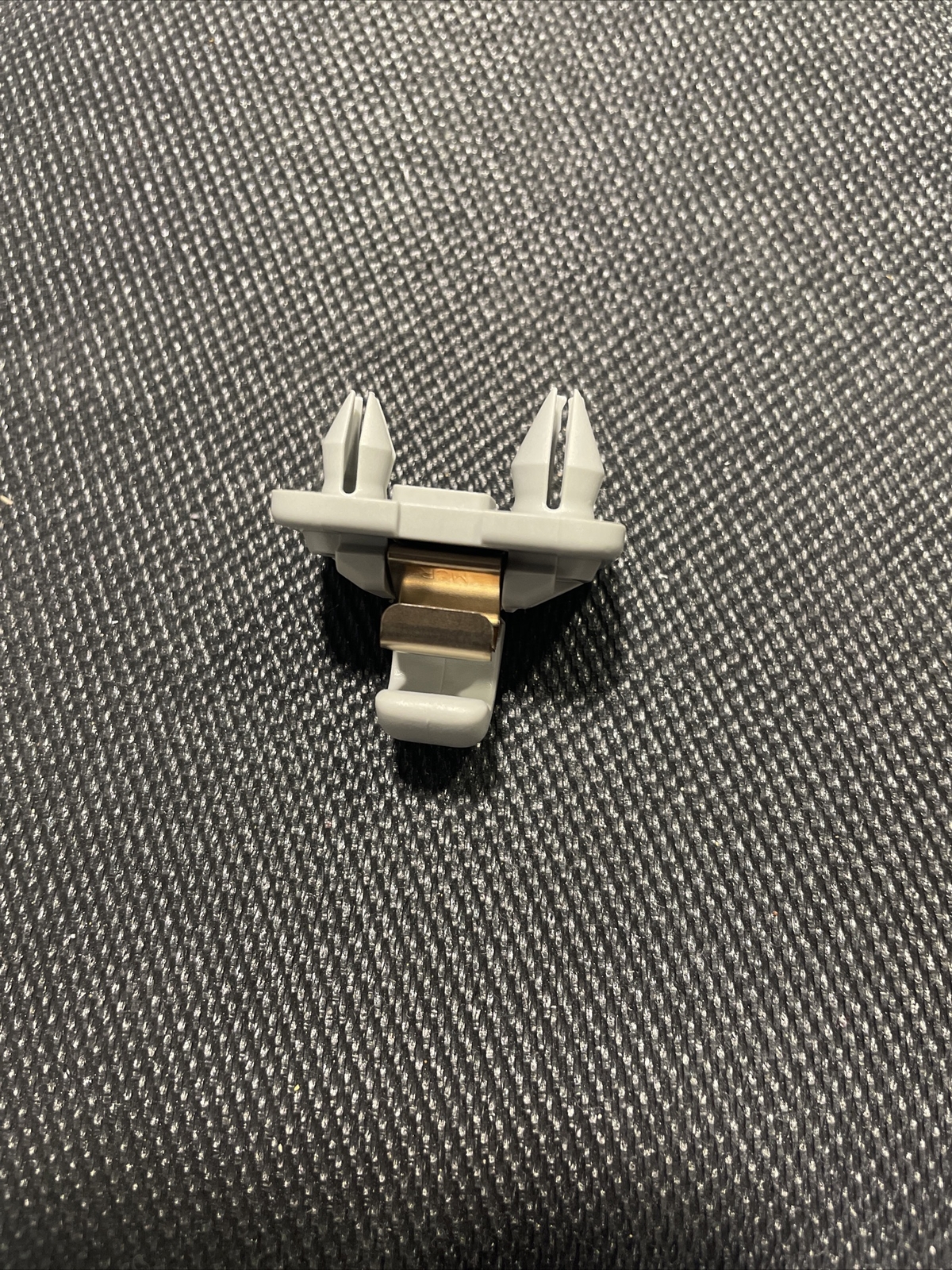 Audi A3 A4 A5 Q3 Q5 Sun Visor Clip 8W0 857 562 A EP4 eBay