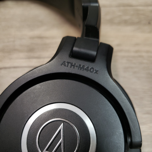 Audio-Technica ATH-M40x Headphones *Pads Peeling *Tested - Picture 4 of 10