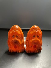 Vintage 1970s Big Eyes Orange Blood Hound Dog Salt & Pepper Plastic Shakers