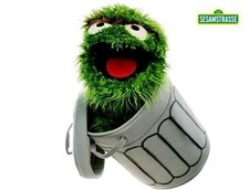 LIVING PUPPETS Handpuppe Oskar in der Tonne, 65 cm