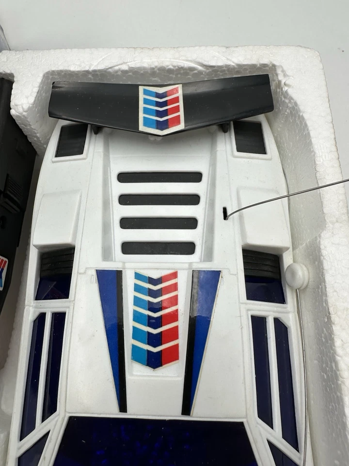 Vtg RADIO SHACK Remote Controlled Lamborghini Countach 60-4051 New Old Stock - Image 4 of 4