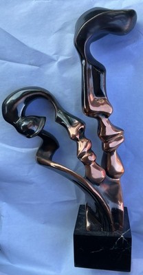 Vintage Austin Productions Sculpture Kiss SURRENDER By Alexsander Danel 1995
