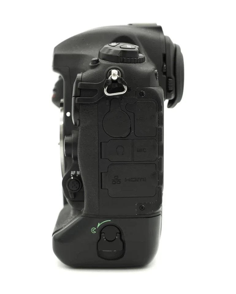 Used Nikon D5 DSLR with XQD Dual Card Slots (Body Only S/N 7400239 - image 4 of 4