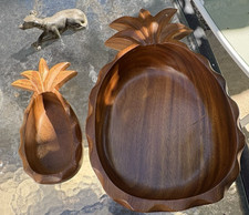 Vintage 2pc Monkey Pod wooden Hawaiian Pineapple Salad Bowl & small bowl
