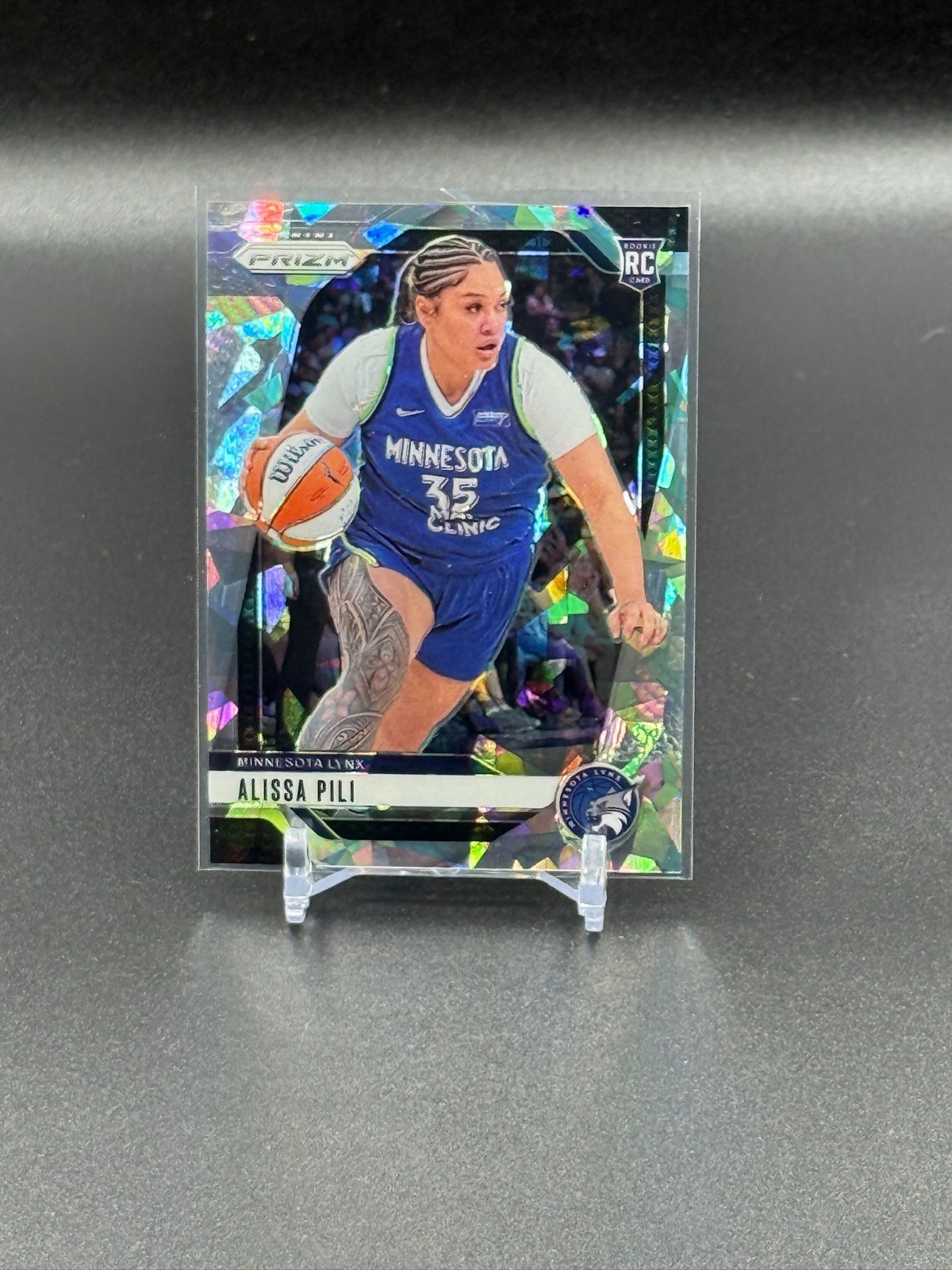 2024 Panini Alissa Pili Prizm Cracked Ice #83