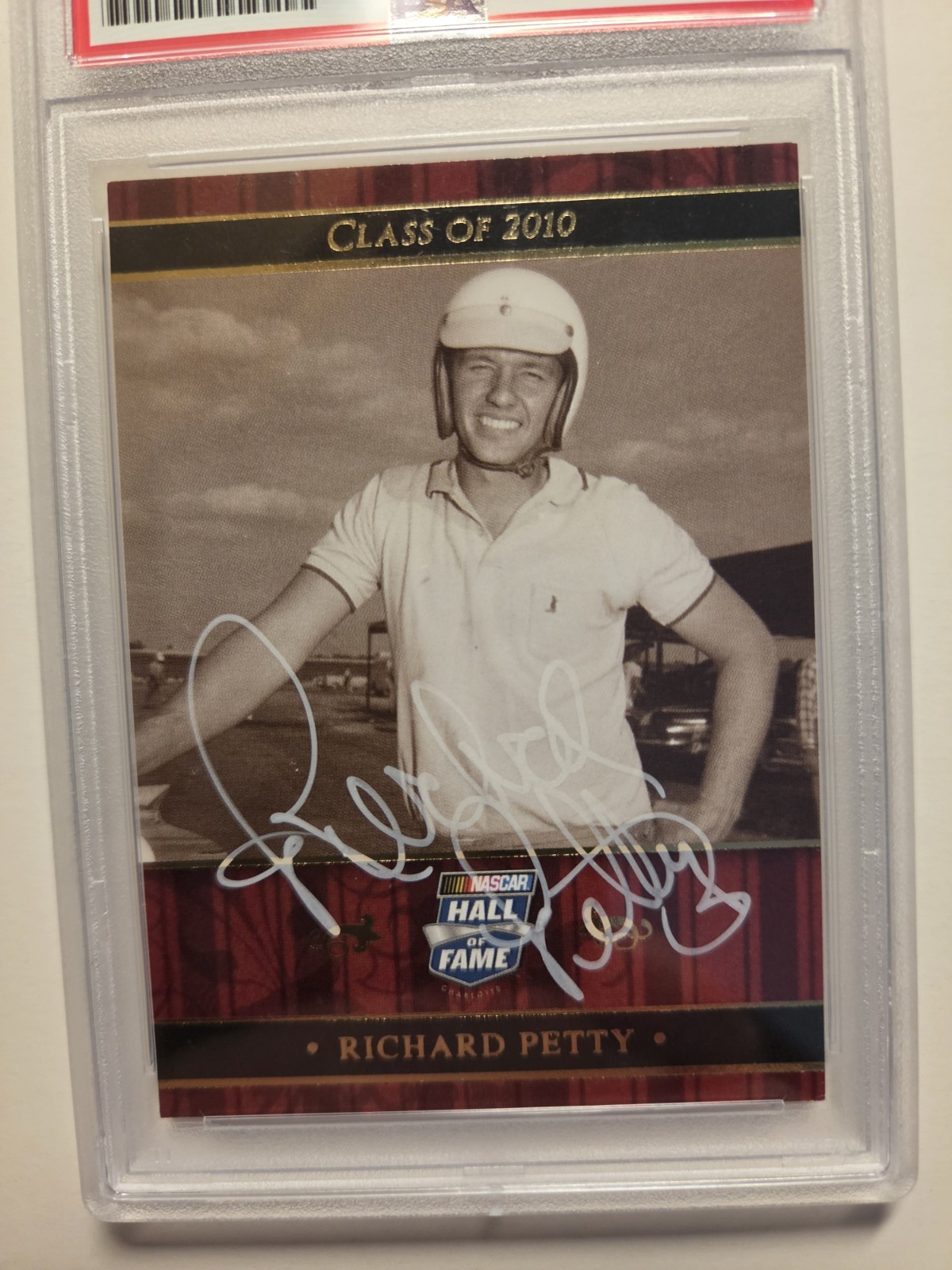 RARE Richard Petty 2010 Press Pass Hall of Fame PSA Authenticated Autograph Card view 4