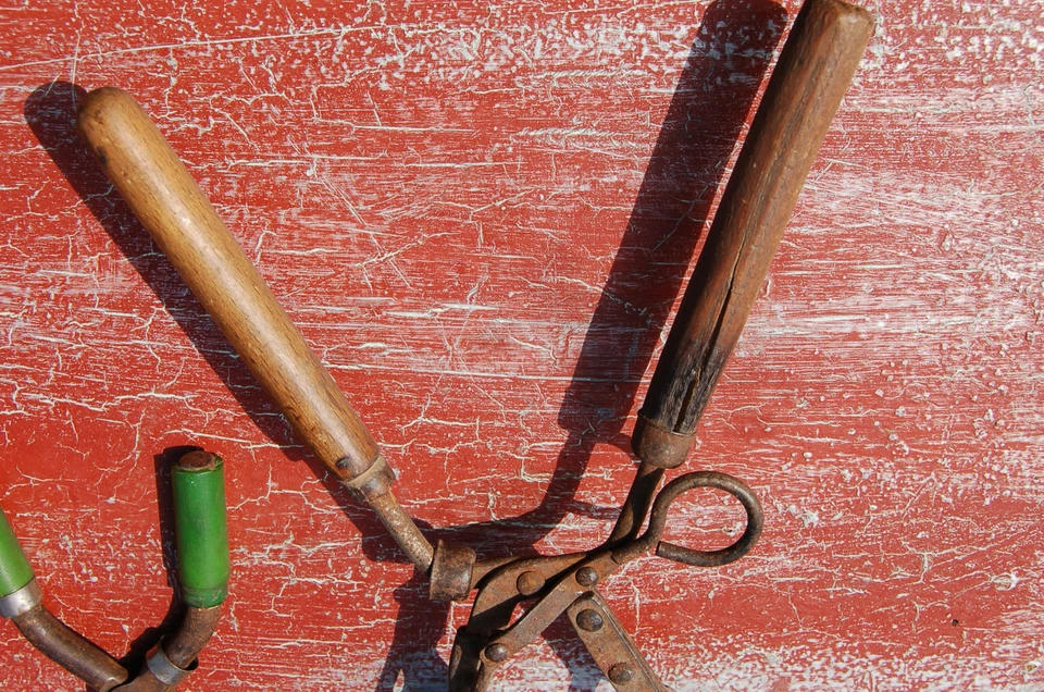 ANCIENS OUTILS DE COIFFEUR - FER A FRISER - SALON DE COIFFURE- MUSé  //C42// - Photo 3/4