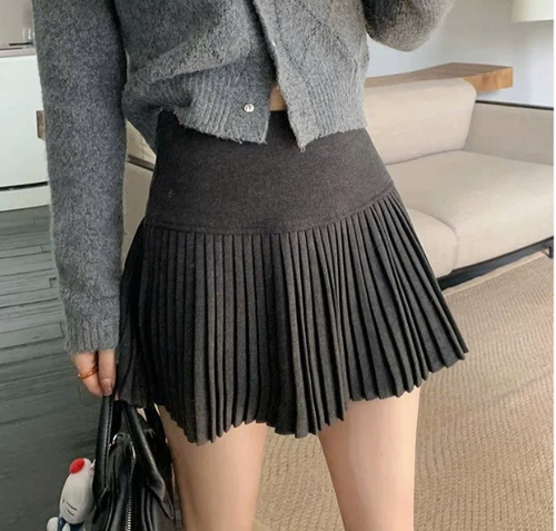 High-Waisted Short Pleated A-Line Skirt