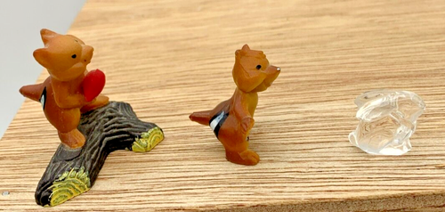 7 mini forest figurines vintage ceram/plastic/glass FOX/BUNNY RABBIT/CHIPMUNKS+ - Picture 11 of 16