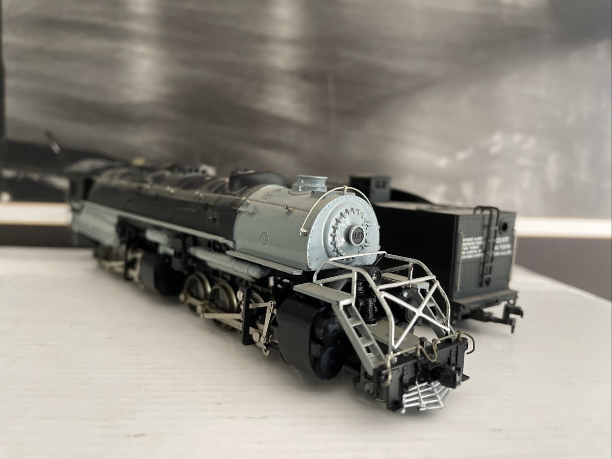 Nゲージ「Ｎ＆Ｗ(2-8-8-2 Mallet )蒸気機関車」リバロッシ Rivarossi