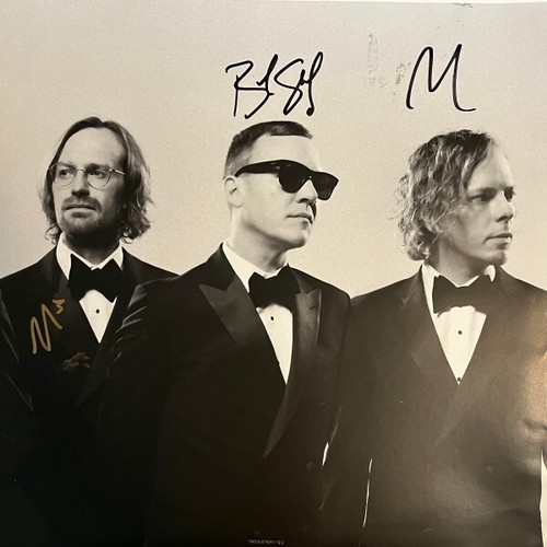 Cage the Elephant Neon Pill SIGNED SweeTart Colored Vinyl New In Hand Sold Out - Picture 4 of 5